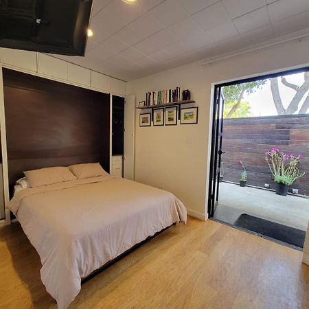 Venice Beach Studio With Large Private Patio Steps To The Beach Los Angeles Eksteriør bilde