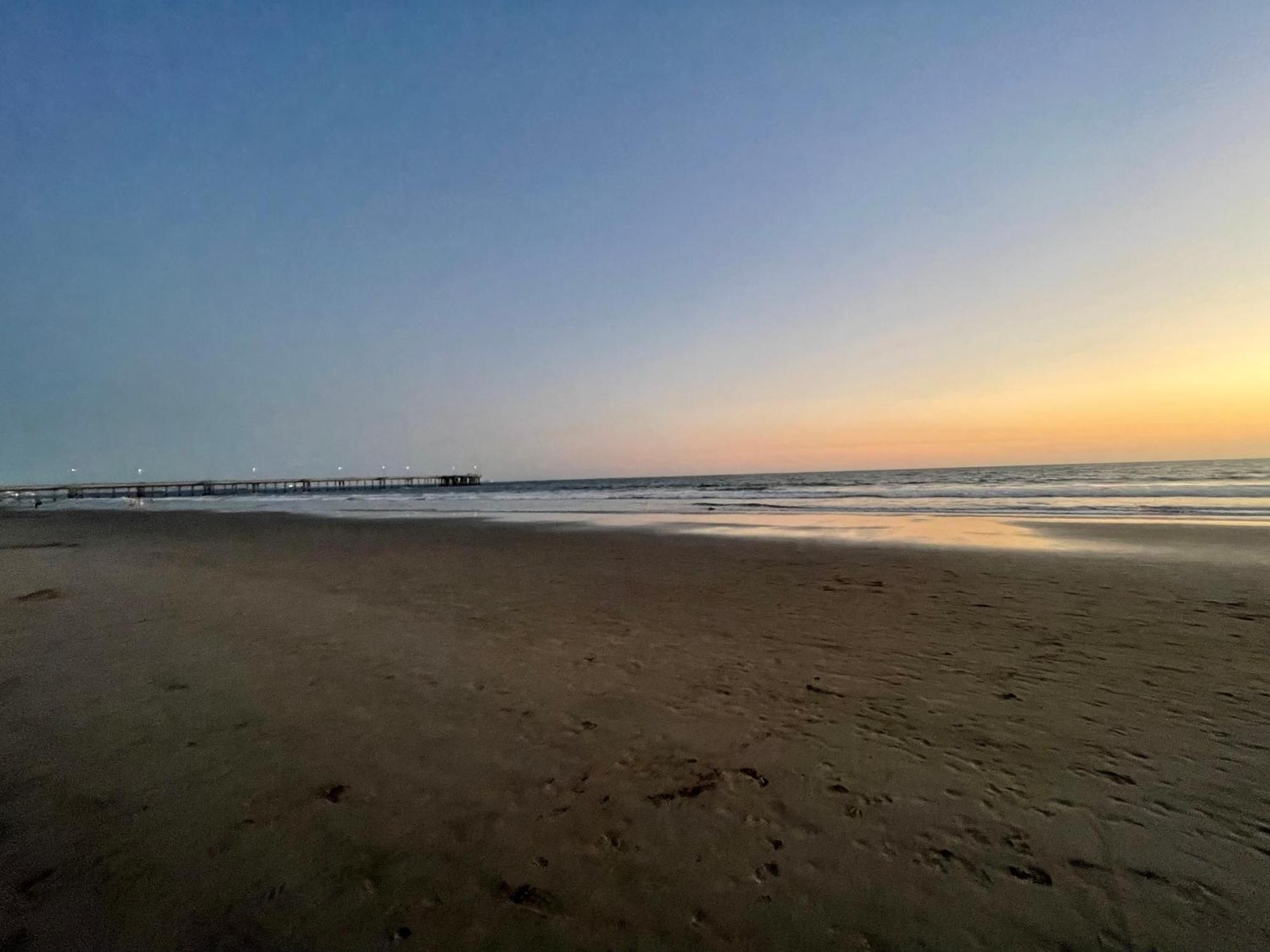 Venice Beach Studio With Large Private Patio Steps To The Beach Los Angeles Eksteriør bilde